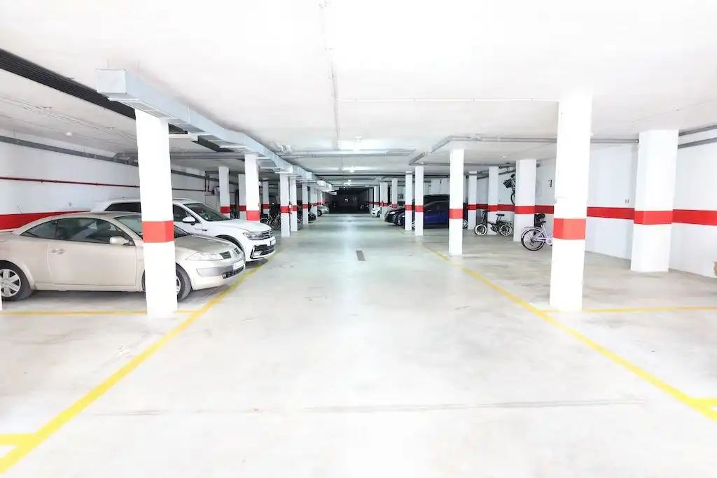 Parking de Casa o chalet en venta en Orihuela con Aire acondicionado, Terraza y Amueblado