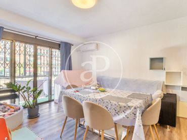 Piso con balcón en venta en L'Olivereta