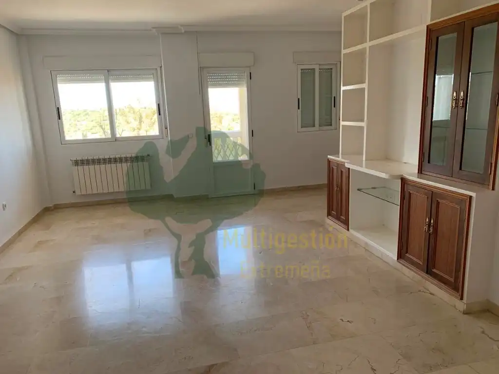 Living room of Duplexes for rent in Cáceres