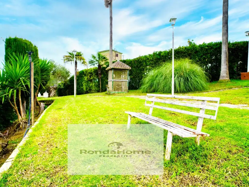 Country homes for sale in Villamartín