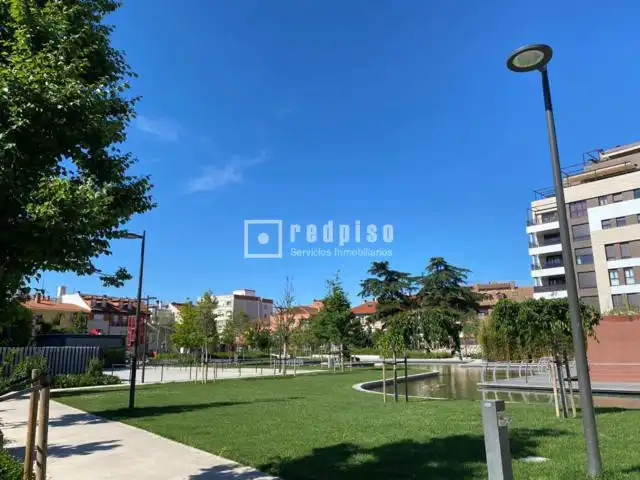 Piso en venta en Torrejón de Ardoz con Calefacción, Terraza y Piscina