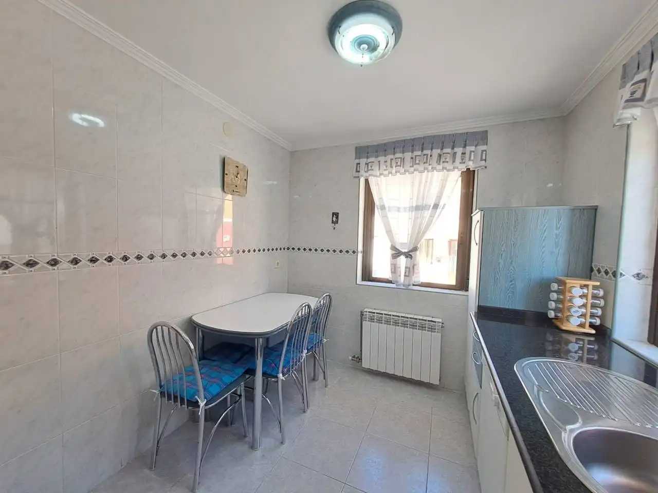 Cocina de Casa o chalet en venta en Las Quintanillas con Calefacción y Terraza