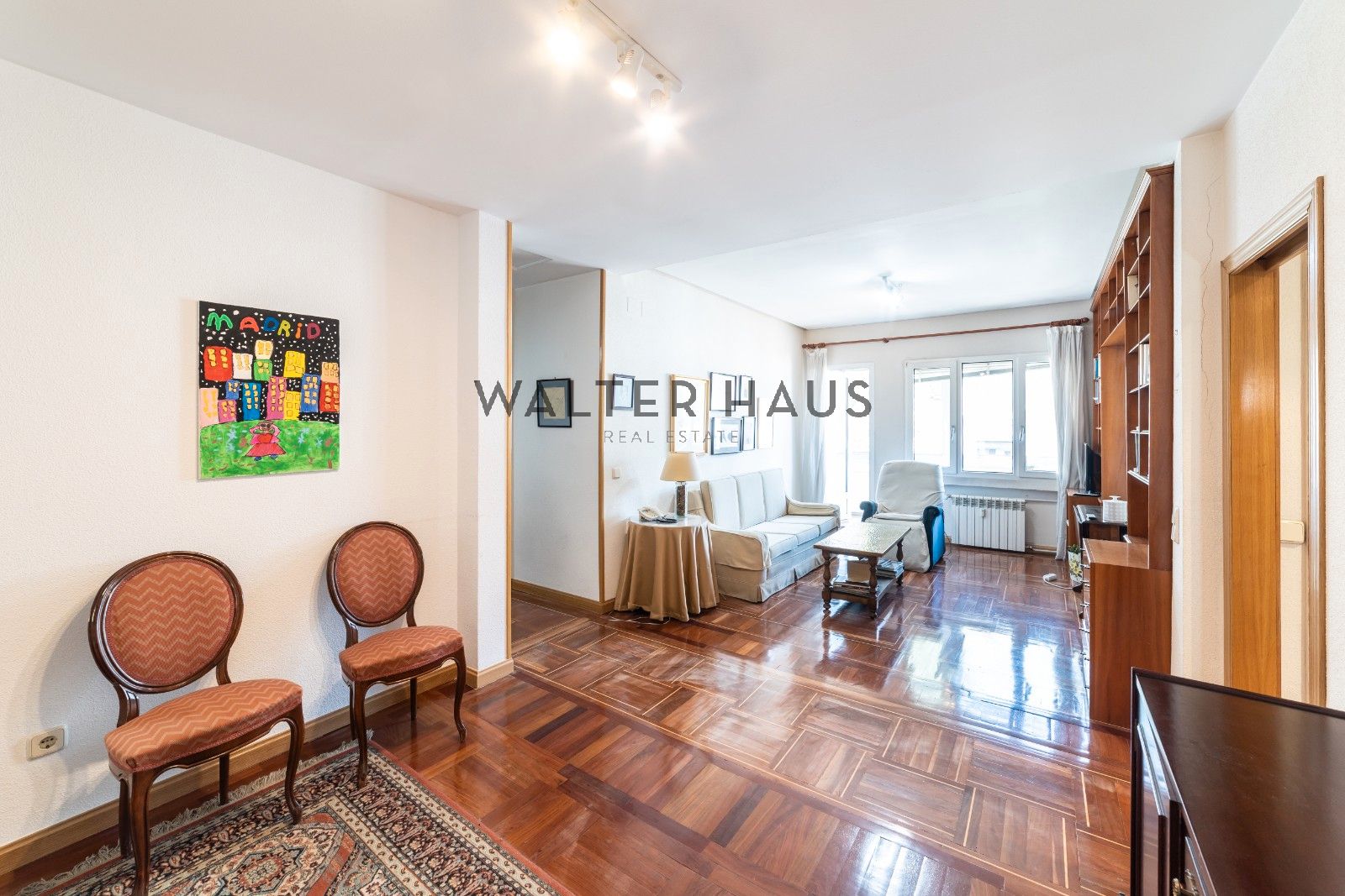 Living room of Flat for sale in  Madrid Capital  with Air Conditioner, Heating and Terrace