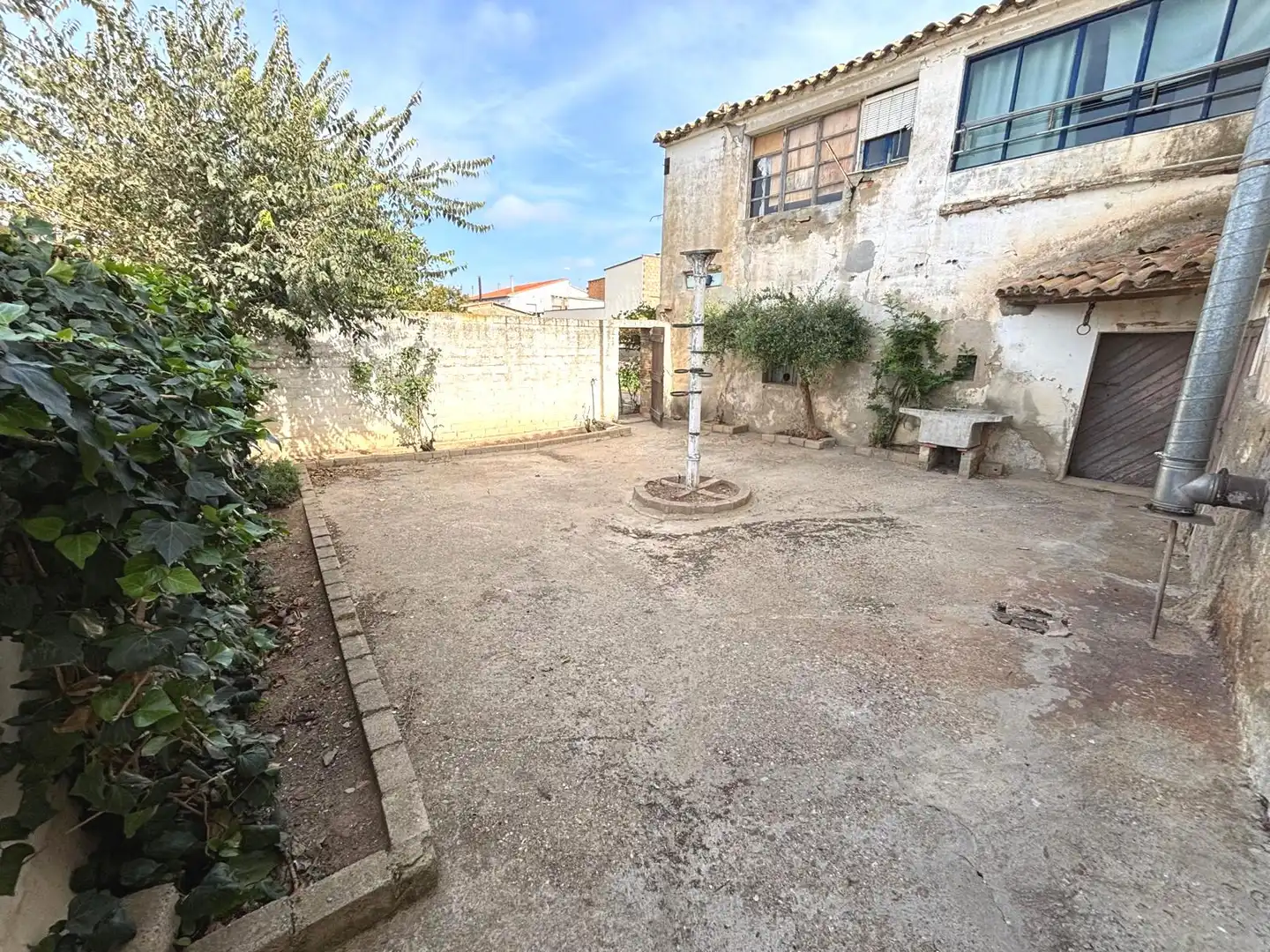 Jardí de Finca rústica en venda en Binaced amb Calefacció, Jardí privat i Balcó