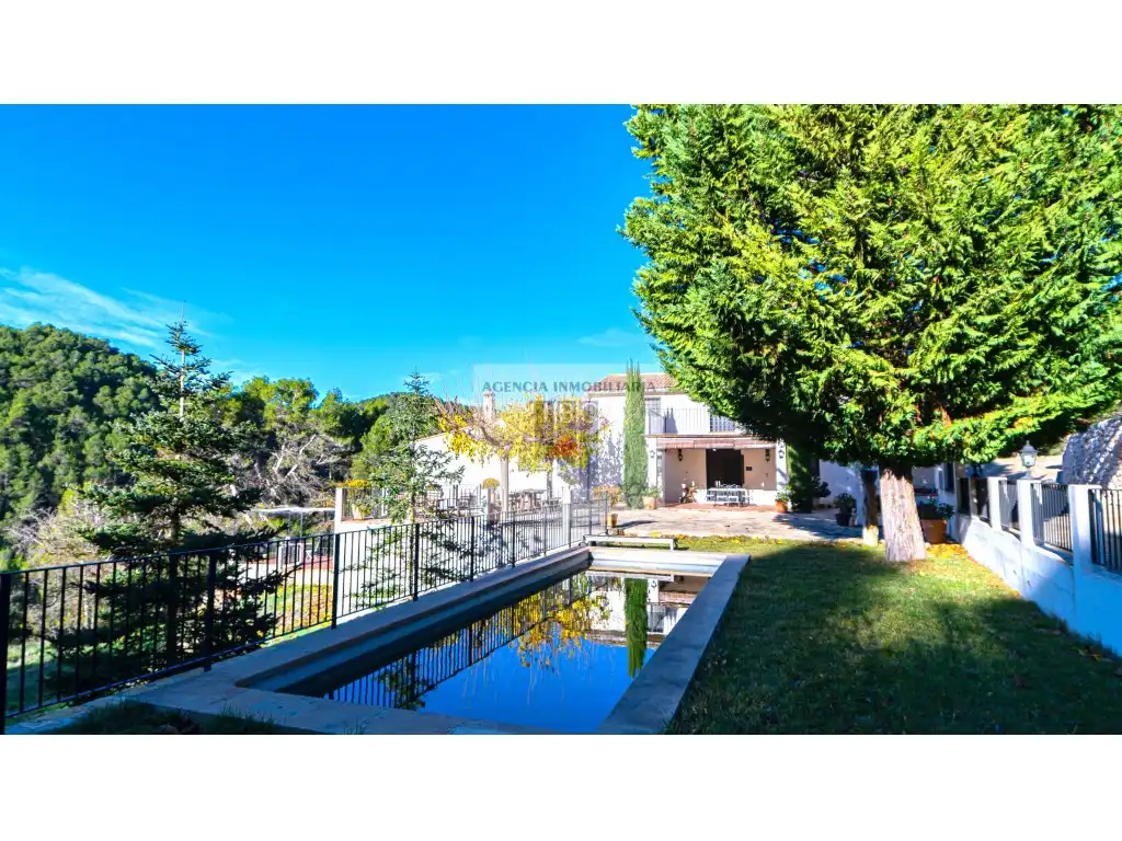 Jardí de Finca rústica en venda en Alcoy / Alcoi amb Jardí privat, Traster i Piscina