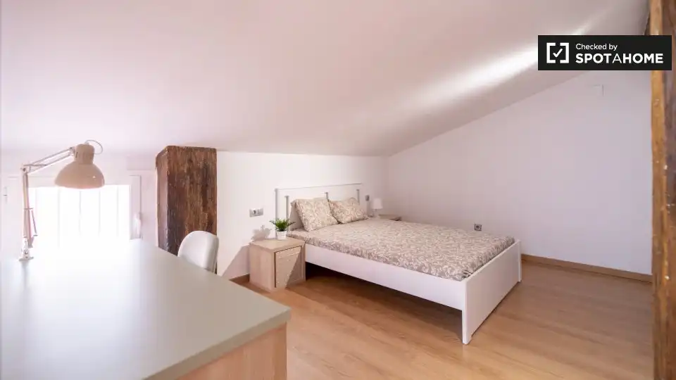 Room in Ayuntamiento - El Salvador