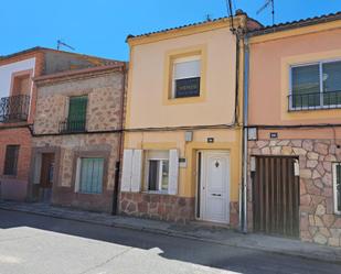 Vista exterior de Casa o xalet en venda en Fuentepelayo