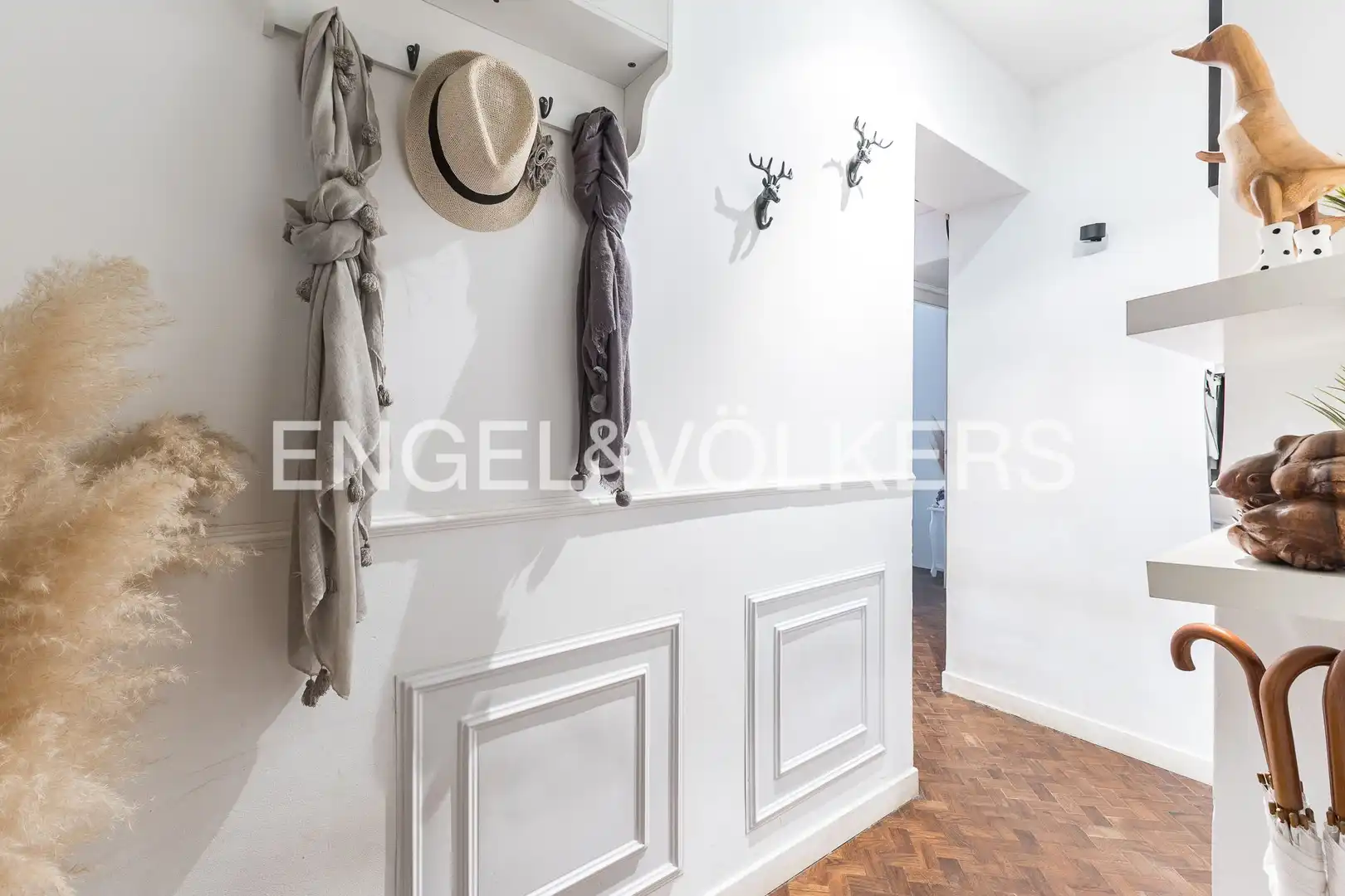 Wohnung zum Verkauf in L'Hospitalet de Llobregat mit Klimaanlage, Heizung und Parkett