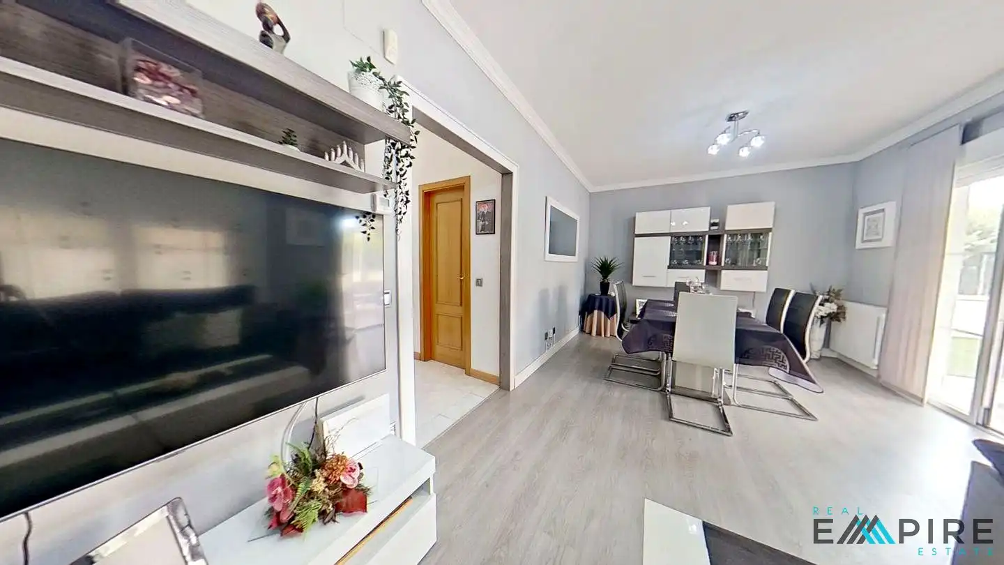 Semi-detached house with pool for sale in Ugena, imagen 17