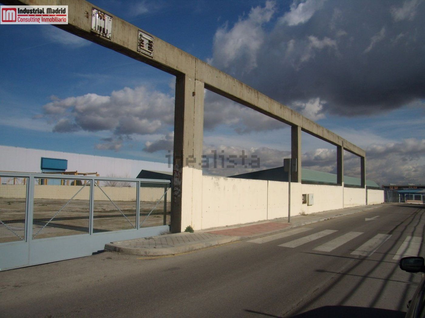 Vista exterior de Residencial en venda en Coslada