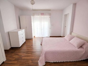 Haus mit Balkon zum Verkauf in Calle de Emilio Castelar