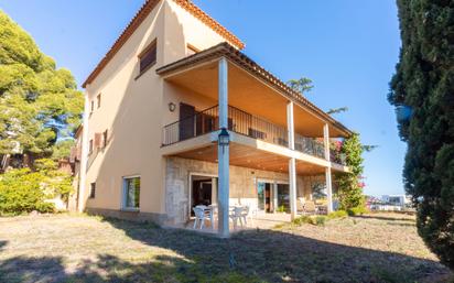 Exterior view of House or chalet for sale in Arenys de Mar  with Terrace and Balcony