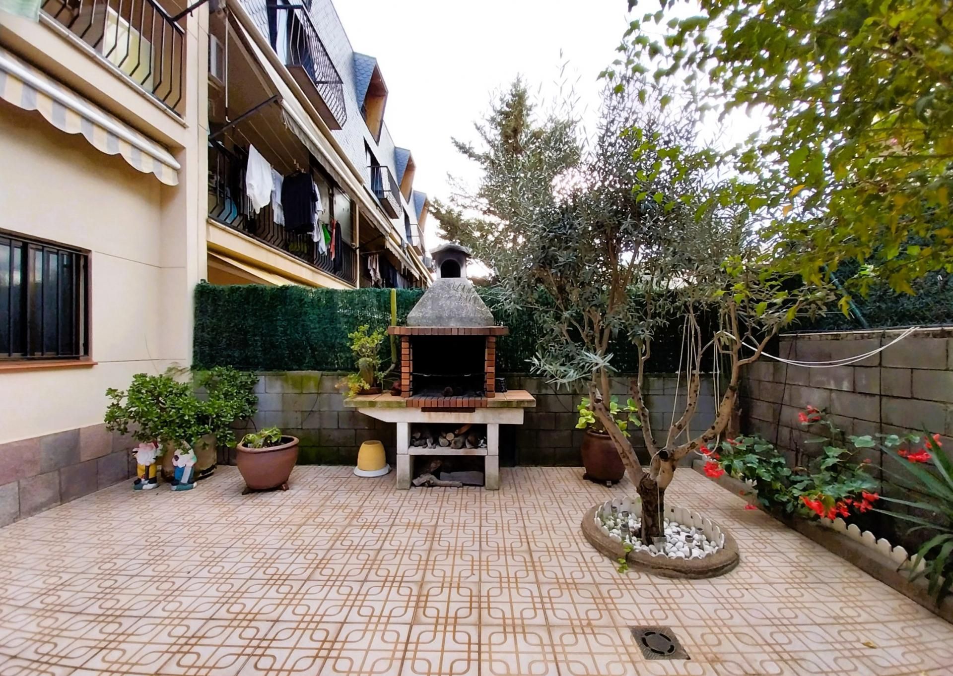 Single-family semi-detached for sale in Les Arenes - La Grípia  Can Montllor