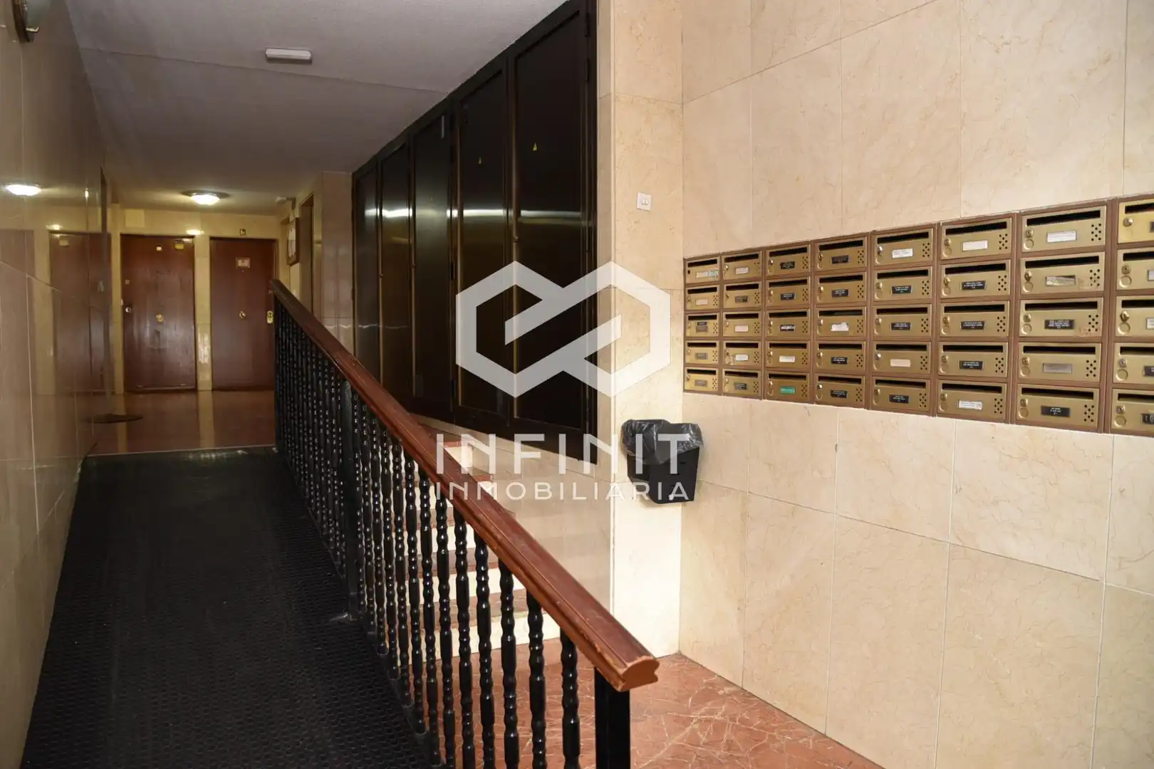 Flat for sale in Val
