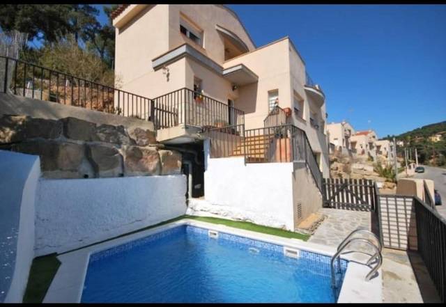 Casa-chalet en Venta en Aiguaviva Parc