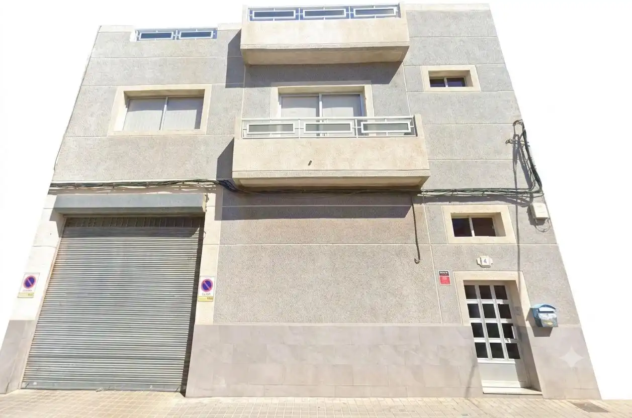Exterior view of Houses for sale in Telde  with Air Conditioner, Heating and Storage room