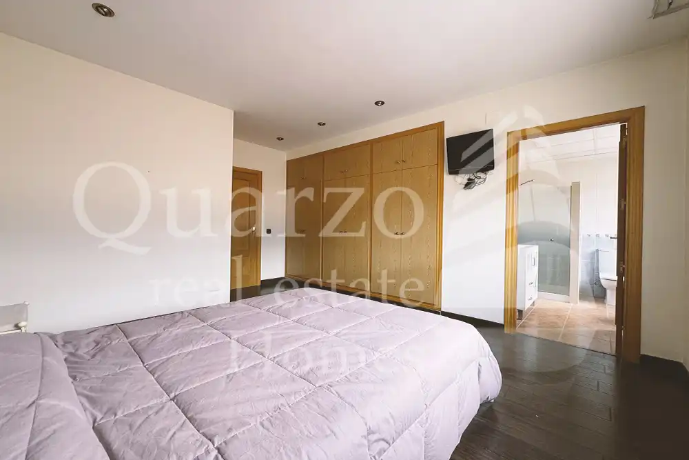Doppelhaushälfte mit Terrasse zum Verkauf in Carrer Doctor F. Alonso, imagen 24