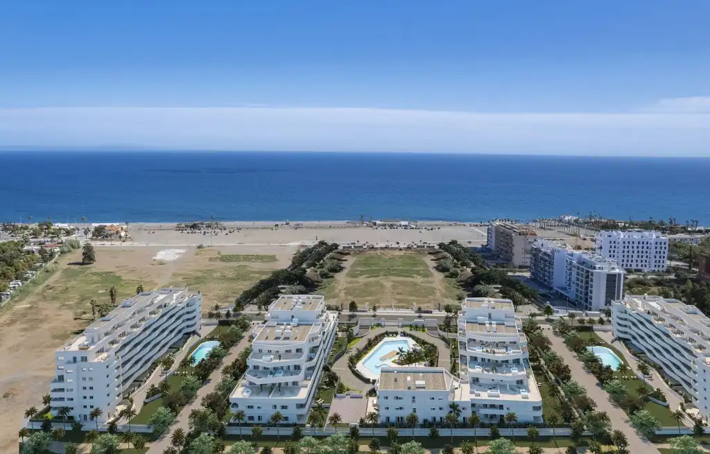 Piso con piscina en venta en Torre del Mar, imagen 8