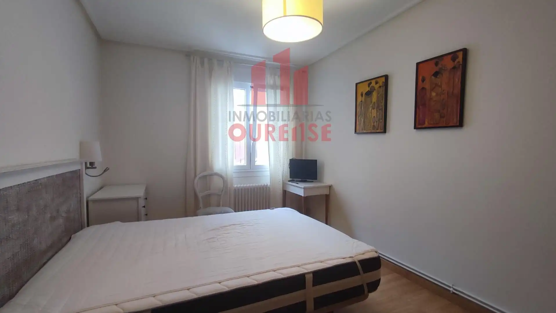 Schlafzimmer von Wohnung zur Miete in Ourense Capital  mit Heizung und Möbliert