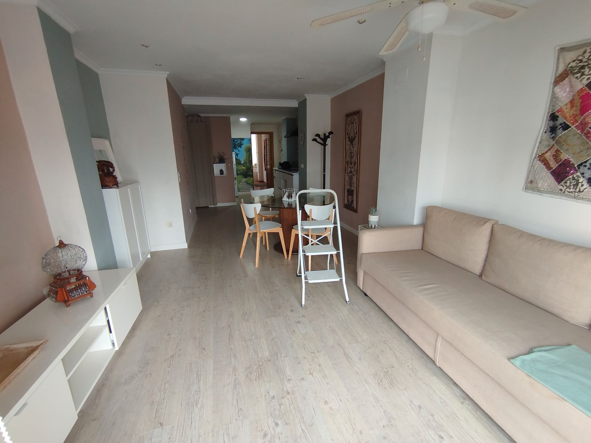Sala d'estar de Estudi en venda en Castellón de la Plana / Castelló de la Plana amb Calefacció i Terrassa