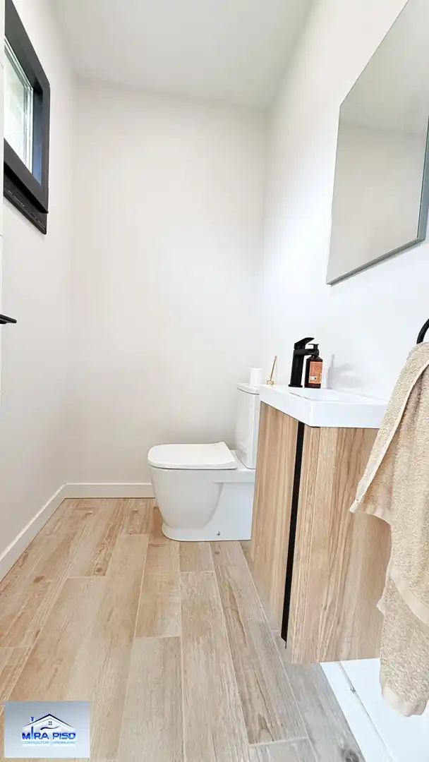 Baño de Casa o chalet en venta en Las Rozas de Valdearroyo  con Calefacción, Terraza y Trastero