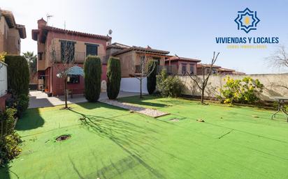 Jardí de Casa o xalet en venda en Jun amb Calefacció, Jardí privat i Parquet