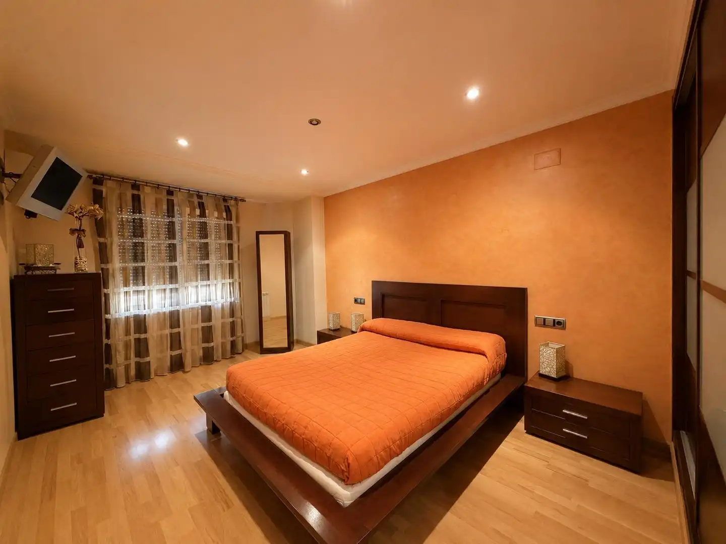 Bedroom of Flat for sale in Enguera  with Air Conditioner, Heating and Terrace
