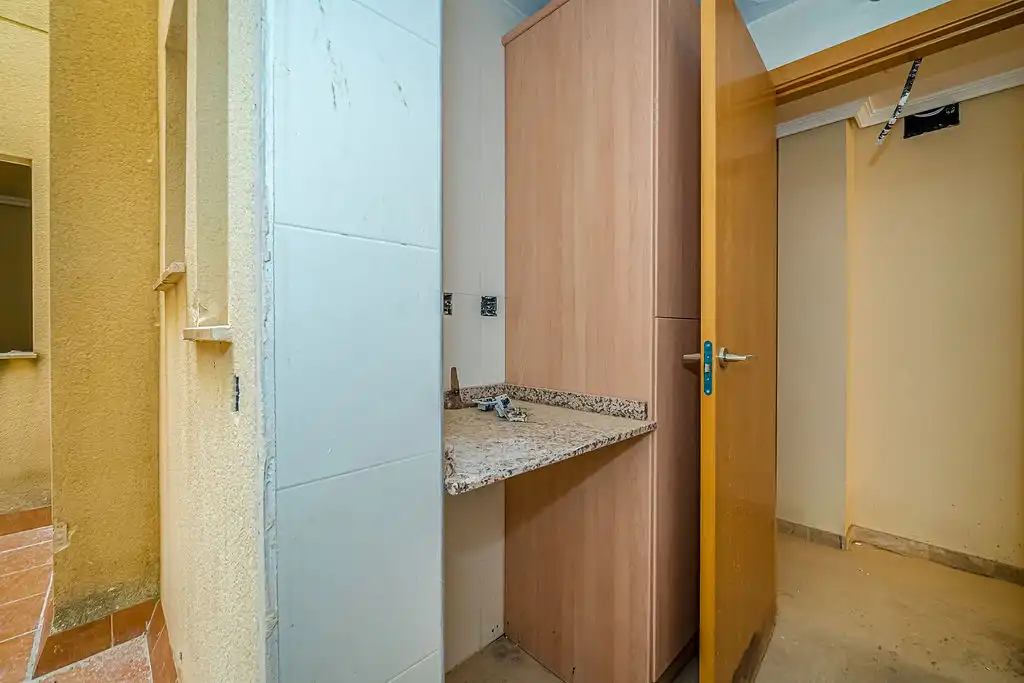 Baño de Edificio en venta en Tàrbena