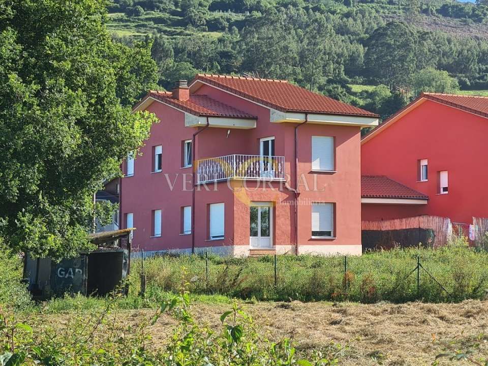 Casa o chalet en venta en Camín del Gurguyu, Sariego