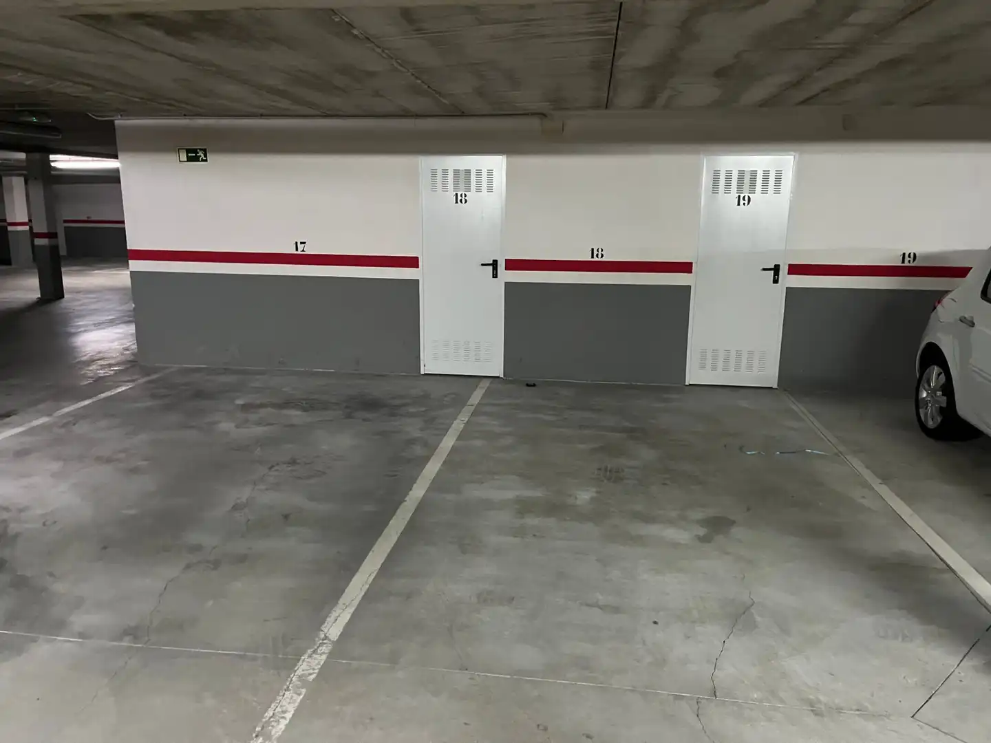 Parkplatz von Garage zum Verkauf in Ávila