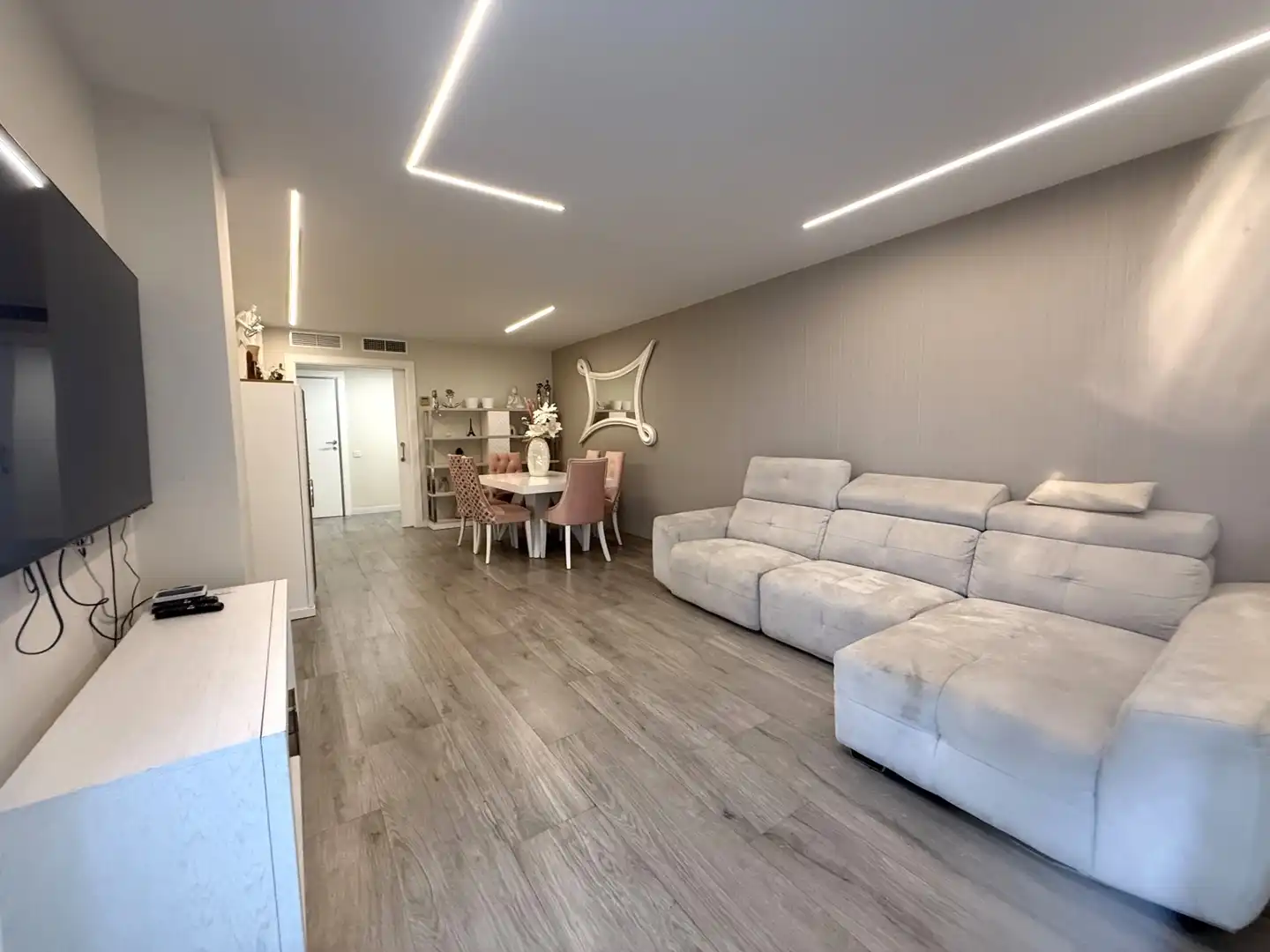 Sala de estar de Piso de alquiler en Almería con Aire acondicionado, Calefacción y Terraza