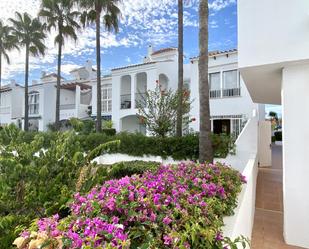 Vista exterior de Casa o xalet de lloguer en Mijas amb Aire condicionat