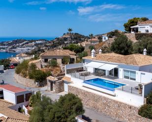 Vista exterior de Casa o xalet en venda en Almuñécar amb Aire condicionat, Calefacció i Terrassa