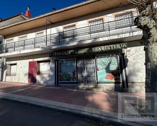 Exterior view of Premises for sale in Las Navas del Marqués 