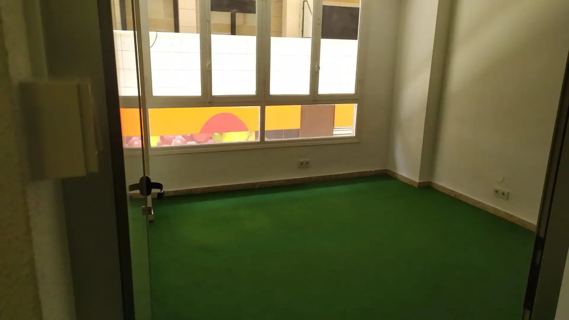 Local comercial en alquiler en Plaza de Toros - Avenida Chapí - Trinquete, imagen 3