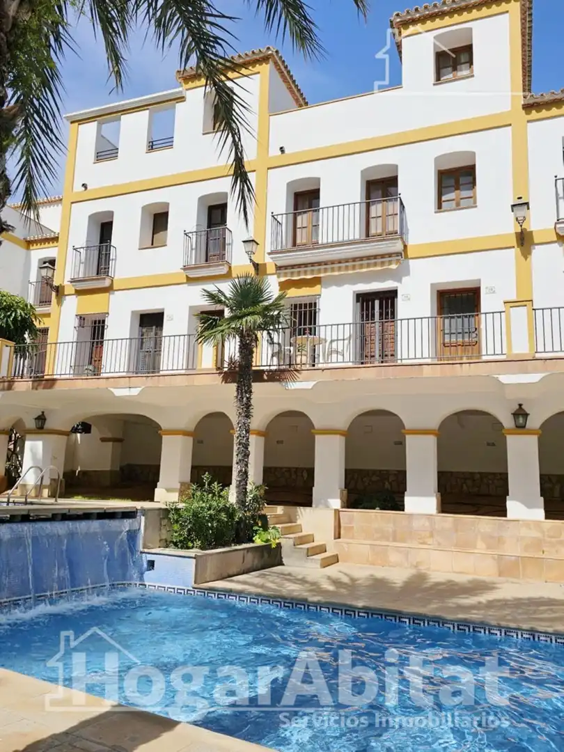 Casa con piscina en venta en Urbanizacion Urbanización Zarzas I, imagen 3