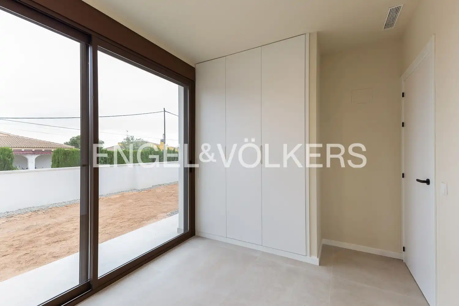 Bedroom of Houses for sale in L'Eliana  with Air Conditioner, Heating and Private garden
