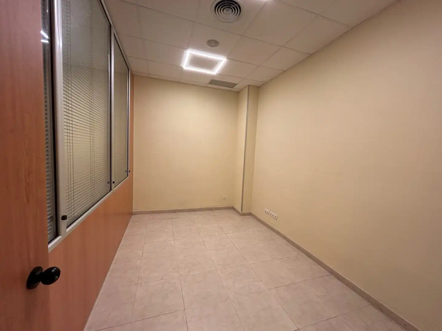 Local comercial en alquiler en Centre, imagen 9