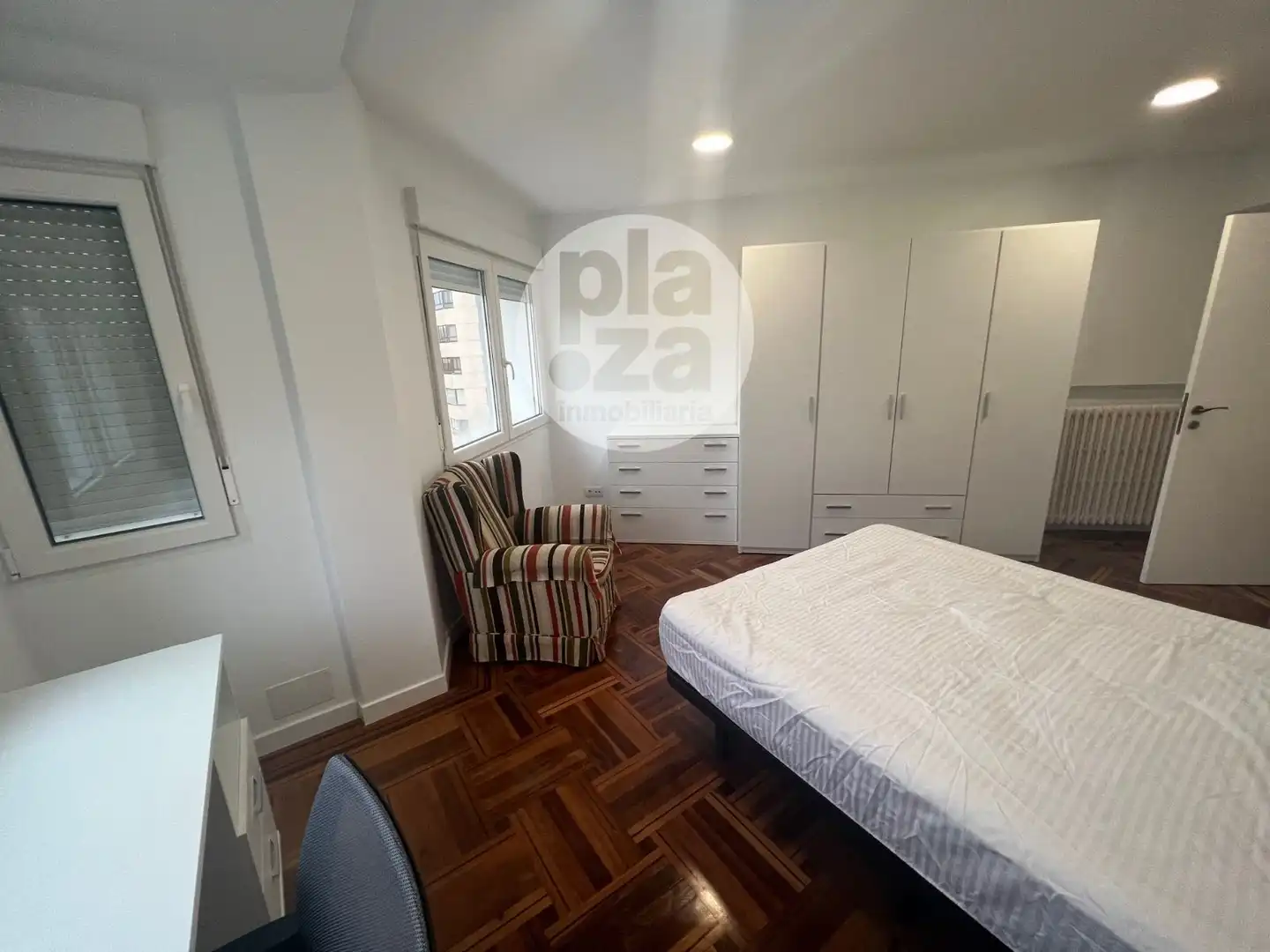 Bedroom of Flat for rent in Burgos  with Heating and Furnished
