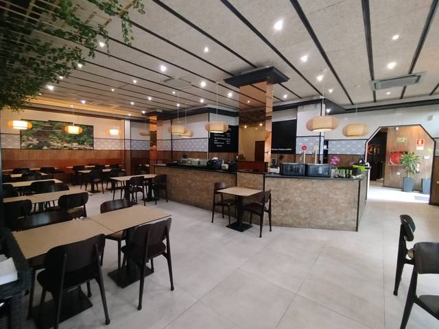 Local comercial en Venta en Carrer d'Anna Tugas en Montigalà