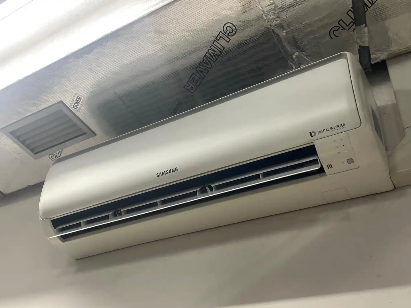 Dormitori de Oficina de lloguer en Oleiros