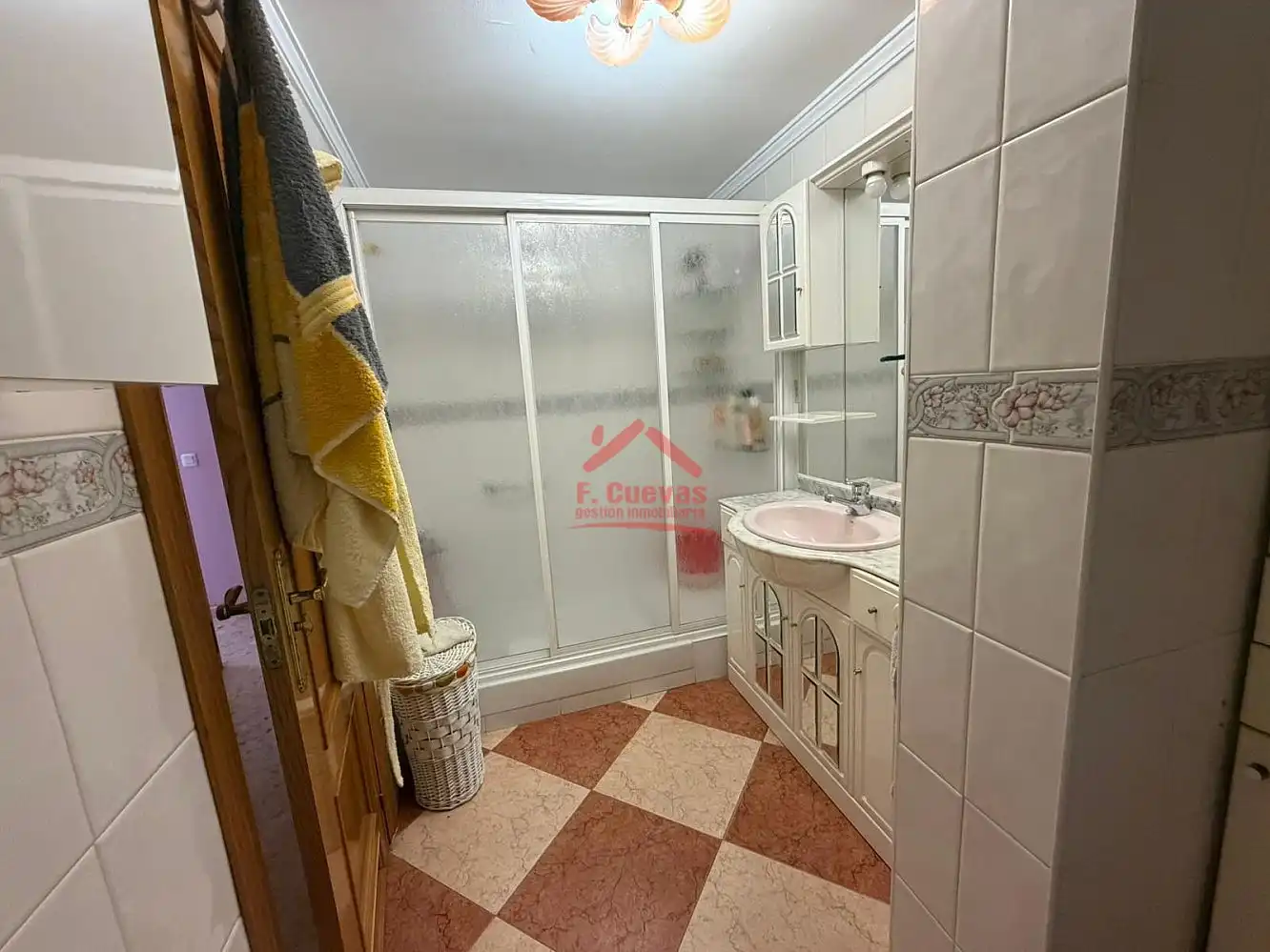 Bany de Apartament en venda en Vélez-Málaga amb Jardí privat, Terrassa i Traster