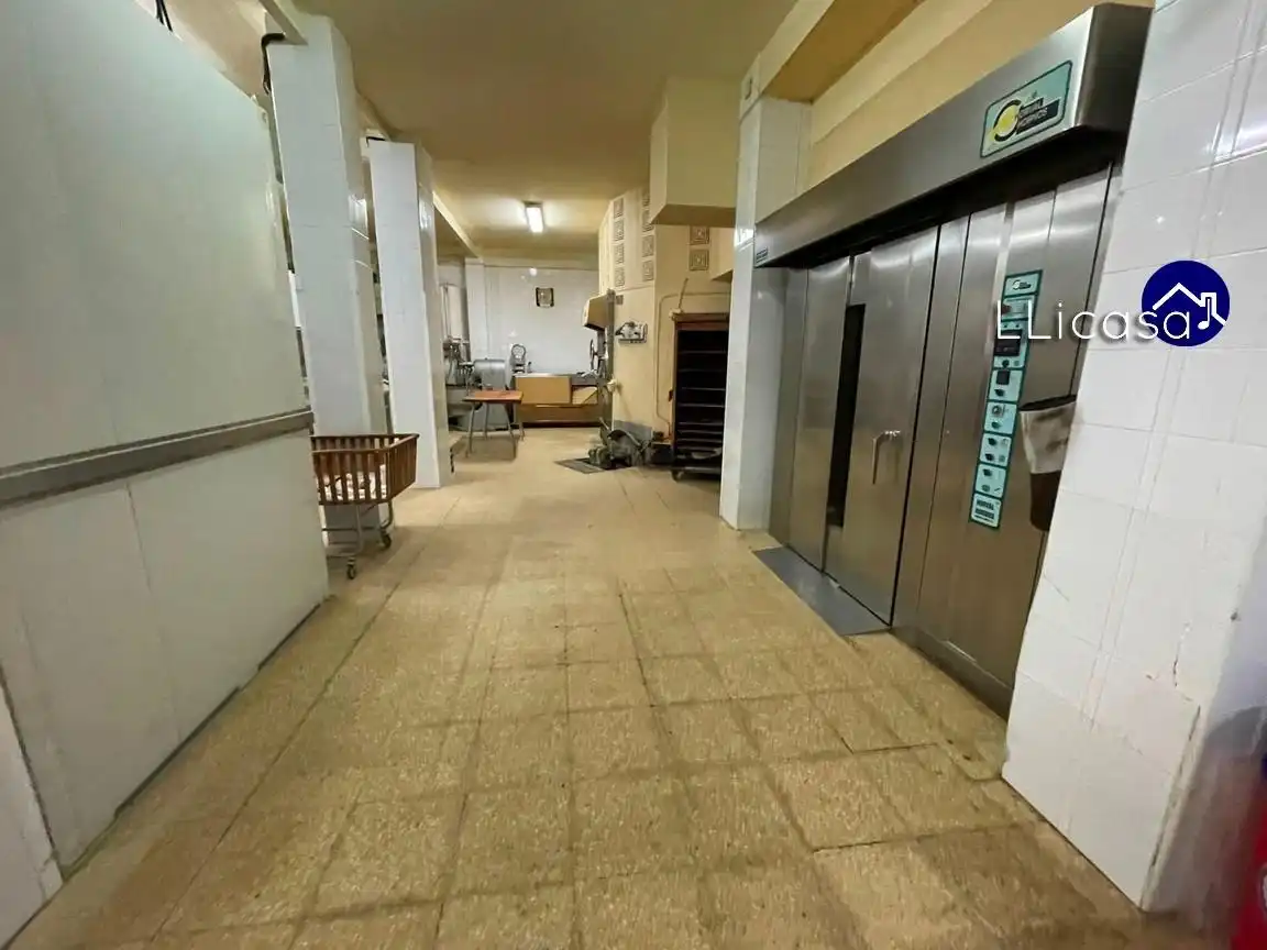 Commercial properties for sale in Pedralba