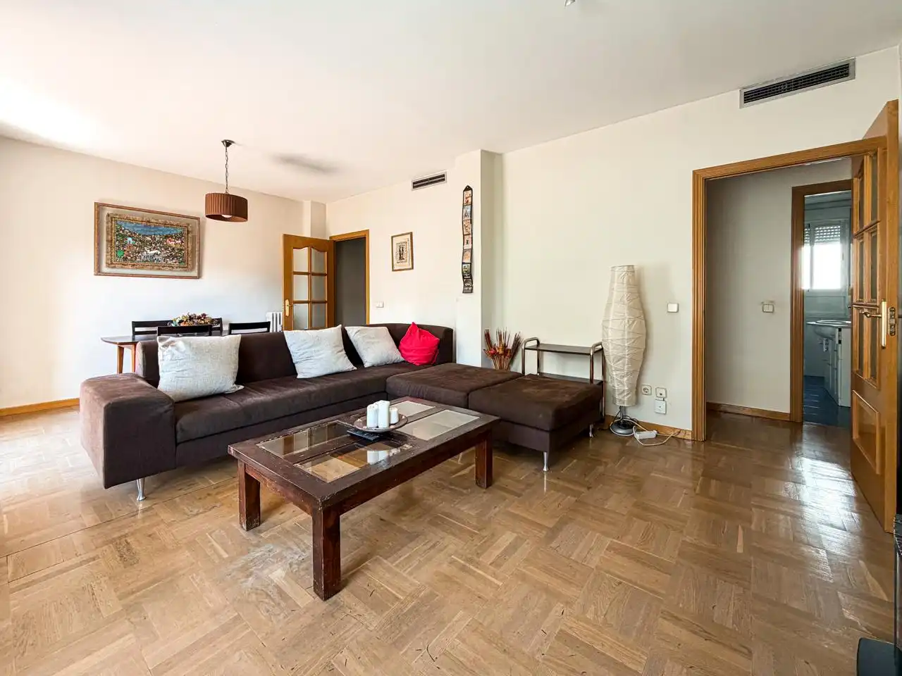 Sala de estar de Piso en venta en Madrid con Calefacción, Parquet y Terraza