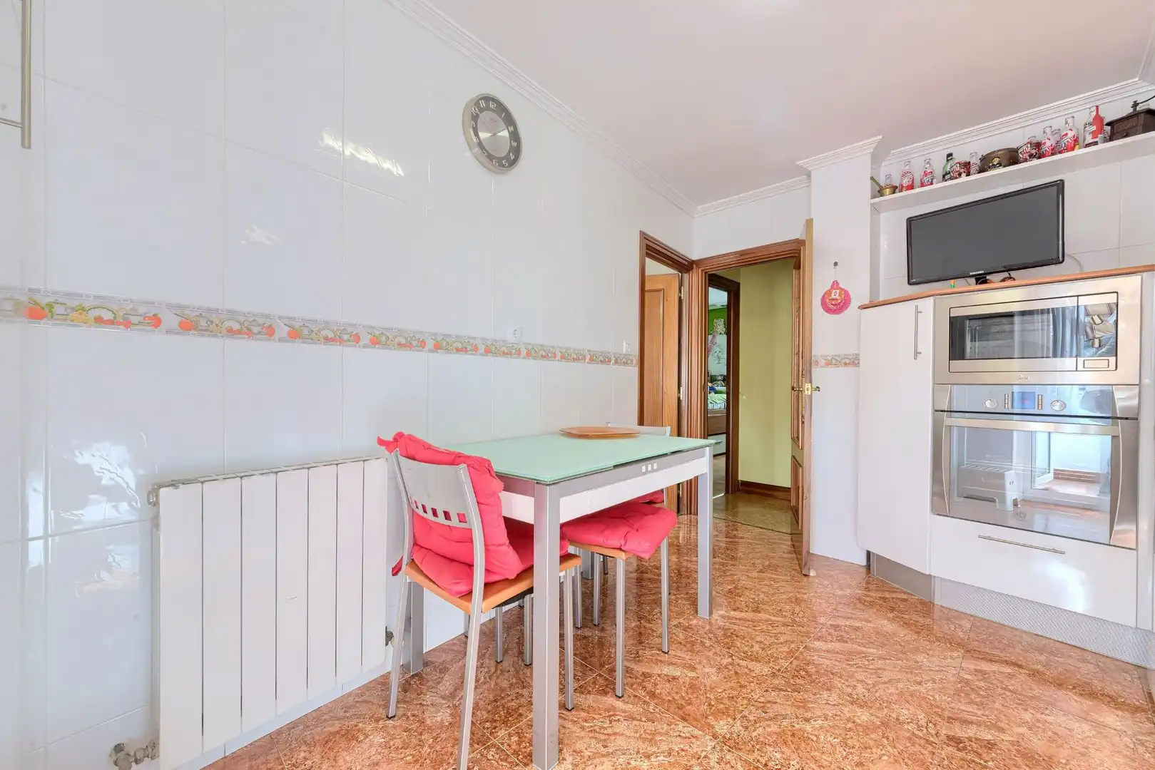 Cocina de Piso en venta en Barakaldo  con Calefacción, Jardín privado y Terraza