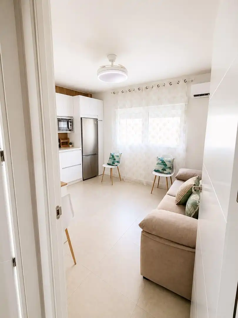 Flat with lift to rent in La Caleta - La Guardia