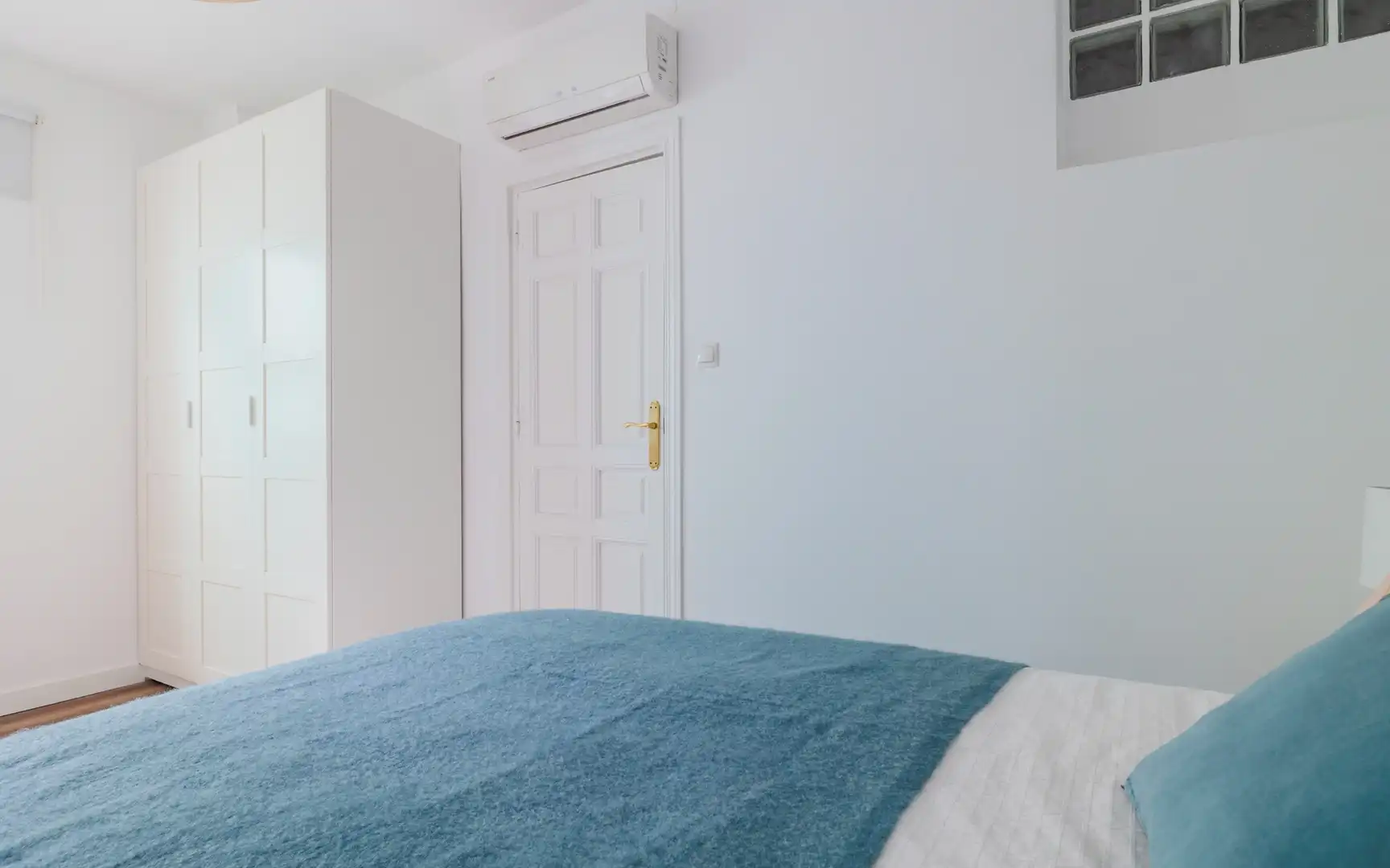 Habitación de Piso de alquiler en Madrid con Aire acondicionado, Calefacción y Amueblado