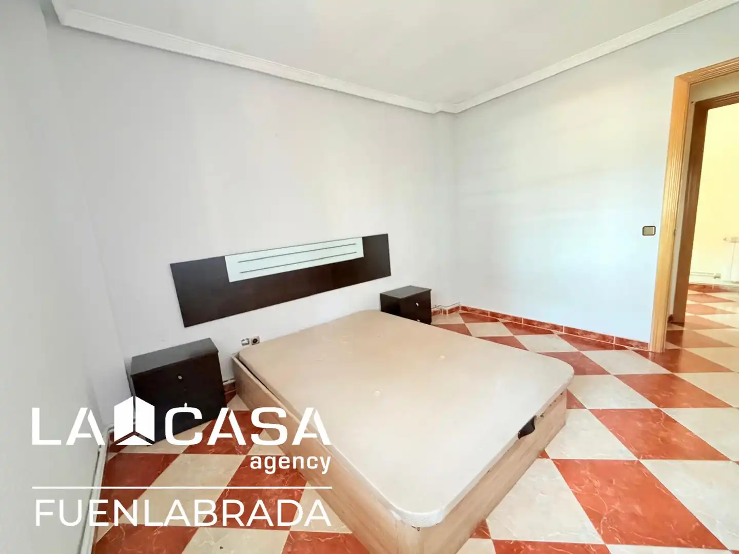 Flat for sale in Fuenlabrada  with Heating and Terrace