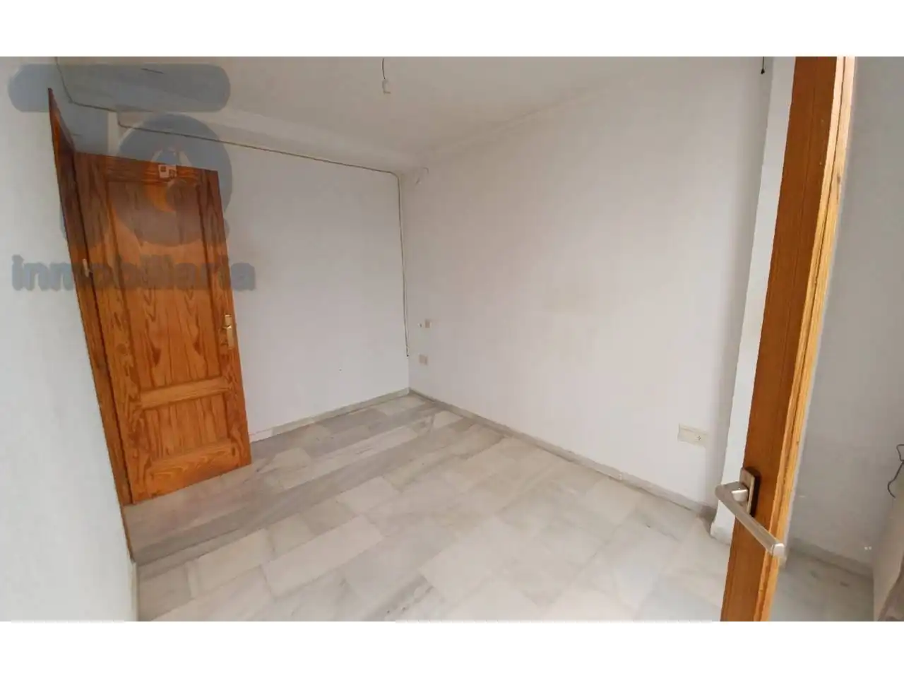 Bedroom of Flat for sale in Granada  with Balcony