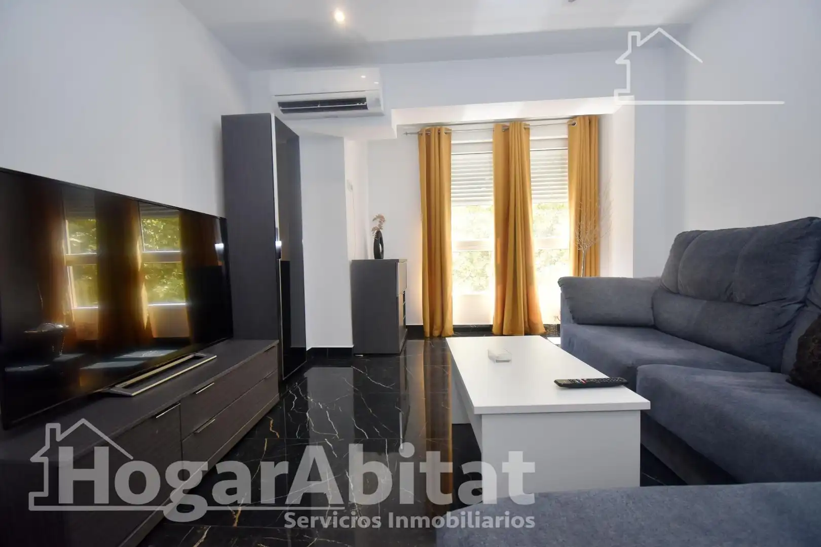 Flat for sale in Plaza Isabel 'La Católica', imagen 2